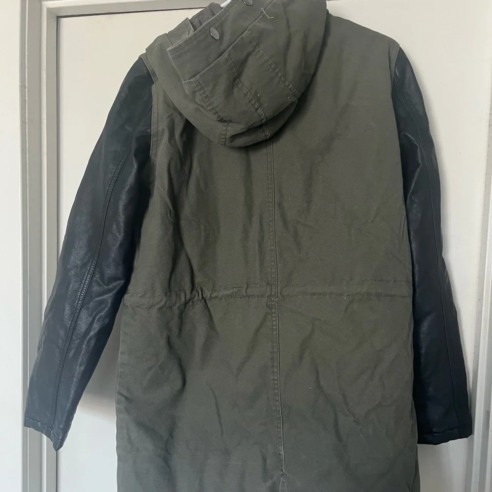 TOBI Jacket - Picture 2 of 3